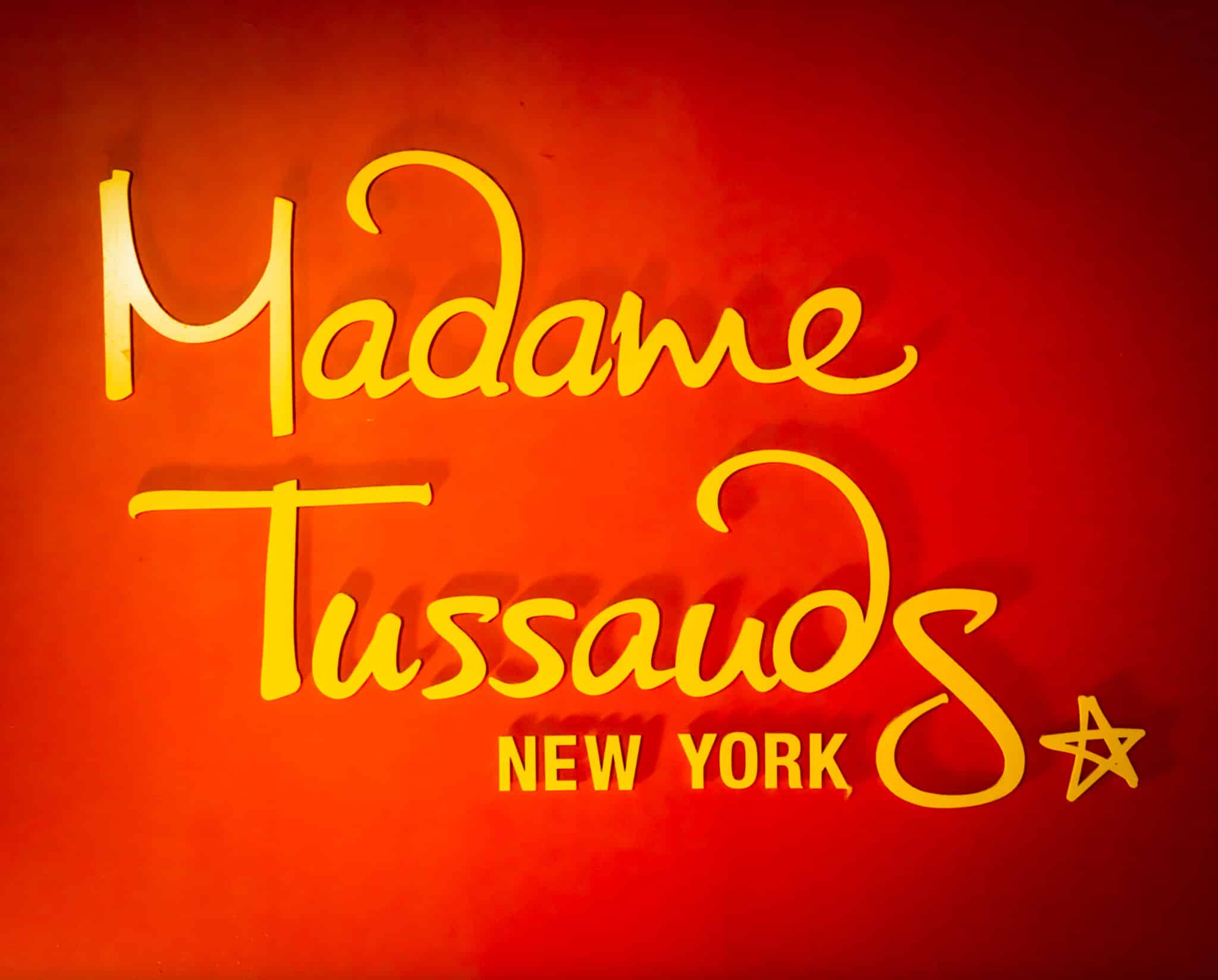 Madame Tussauds Wax Museum logo